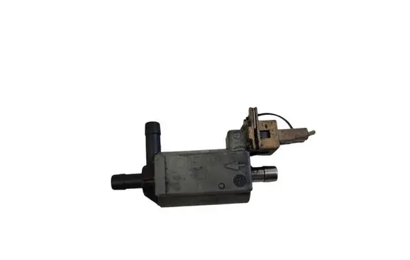 Jaguar XF X250 Turbo solenoid valve 72268701