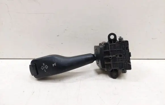 BMW 3 E46 Indicator stalk 8363668 01104010