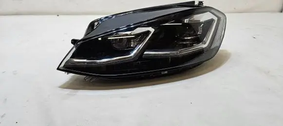 Volkswagen Golf VII Headlight/headlamp 5G1941081