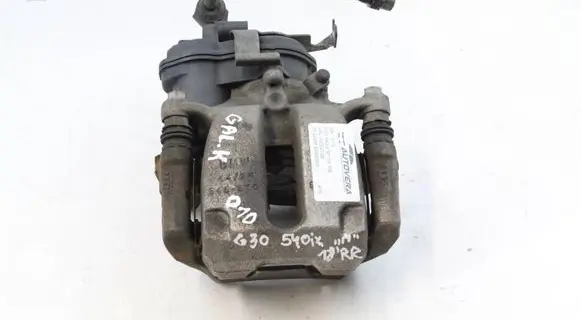 BMW 5 G30 G31 Rear brake caliper 6870571 34216870571