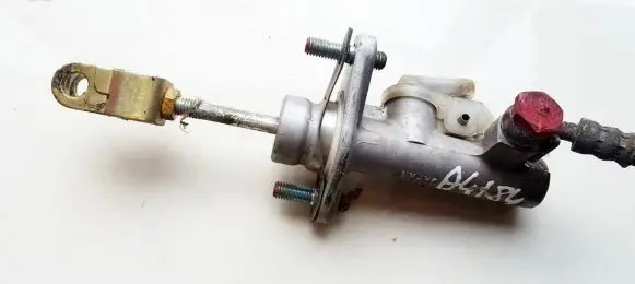 Mitsubishi Lancer Clutch master cylinder