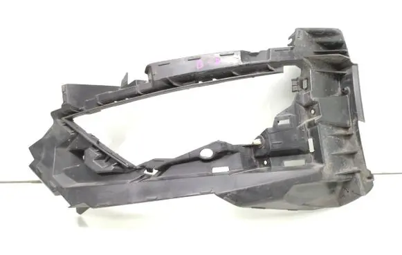 Seat Leon (5F) Fog light bracket 5F0807349