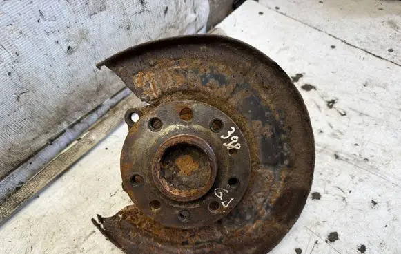 Opel Zafira A Rear wheel hub