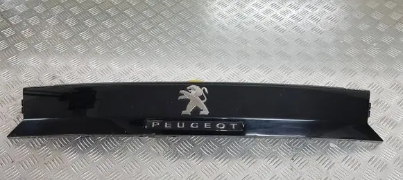 Peugeot 5008 II Tailgate trim 99893685 9812068877 9814790977