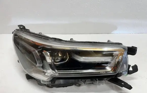 Toyota Hilux VIII Headlight/headlamp hilux-viii-lift