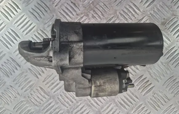 BMW X6 E71 Starter motor 0001115046