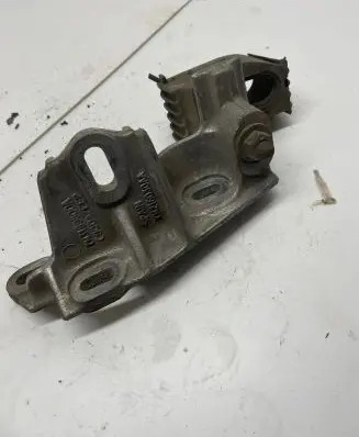 Volkswagen Sharan Engine mounting bracket 7M3199600A YM216030AA