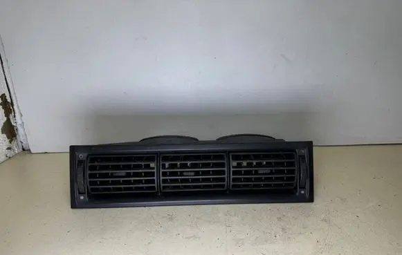 Volkswagen Multivan T4 Dash center air vent grill 701819709C 7D2819703A 701819709B