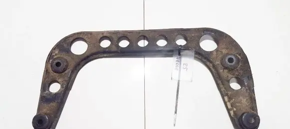 Mercedes-Benz E W210 Engine mounting bracket