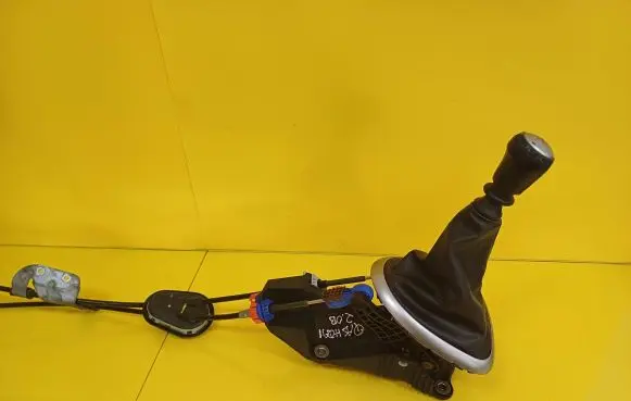 Nissan Qashqai+2 Gear shifter/selector JD500