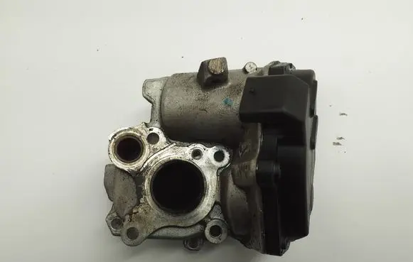Mercedes-Benz E W212 EGR valve A6511400160 1015801240 A2C53362275