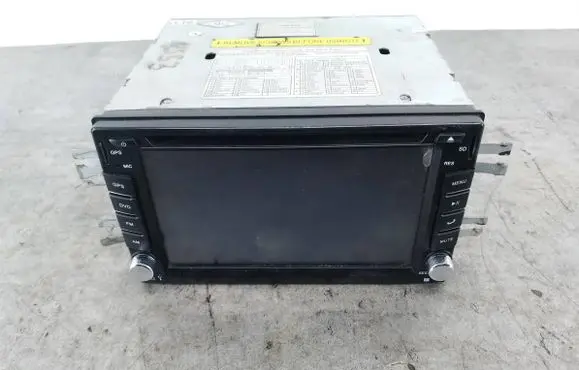 KIA Cerato Radio/CD/DVD/GPS head unit 