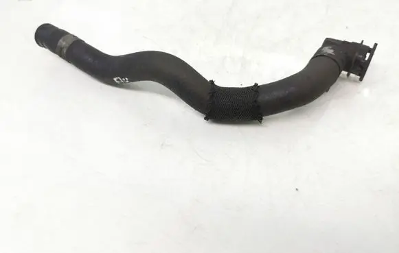 Suzuki Grand Vitara II Engine coolant pipe/hose