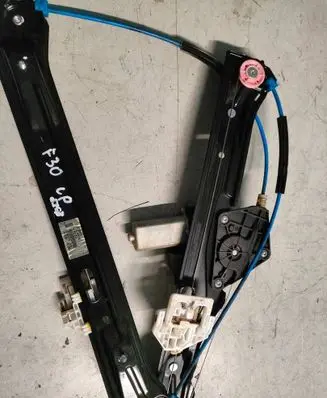 BMW 3 F30 F35 F31 Front door window regulator with motor