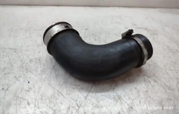 Mitsubishi Colt Air intake hose/pipe