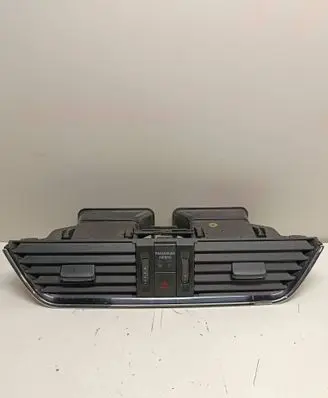 Skoda Octavia Mk3 (5E) Dash center air vent grill 5E0820951A 5E0820951