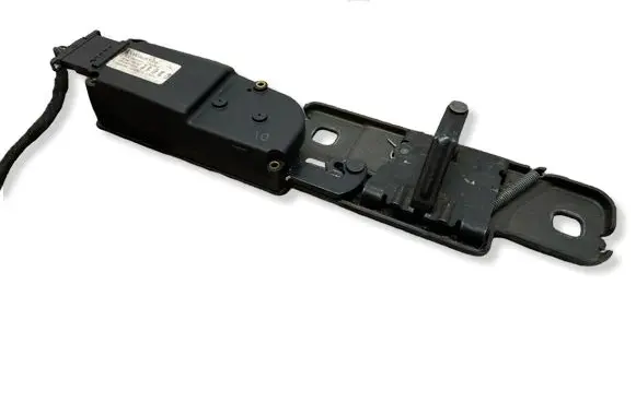 Audi Q7 4L Tailgate/trunk/boot lift motor 4F9827383E 011010 0048394