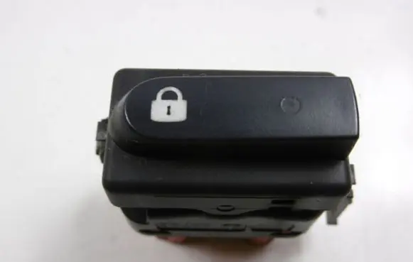 Renault Clio II Central locking switch button 