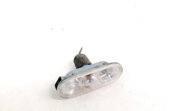 Honda FR-V Front fender indicator light 0215600
