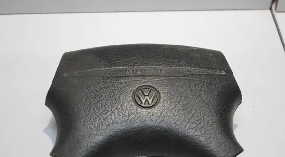 Volkswagen Sharan Steering wheel airbag 7M0880201 95VWF042B85