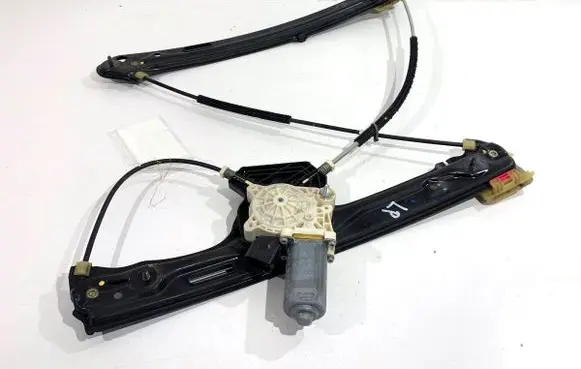BMW X6 F16 Front door window regulator with motor 7322747