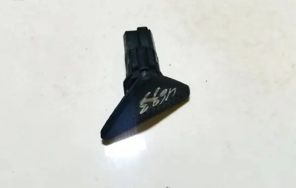 Ford Focus Tailgate opening switch 