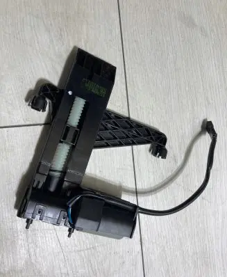 BMW 7 E65 E66 Seat adjustment motor 7121095