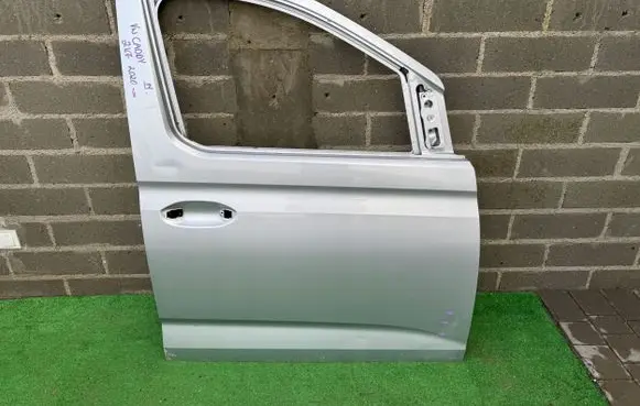 Volkswagen Caddy Rear door