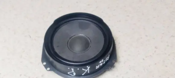 Opel Astra G Front door speaker 90520837