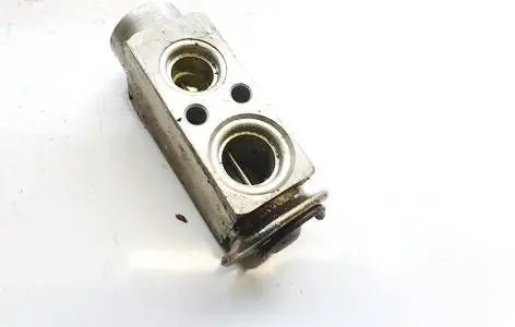 Air conditioning (A/C) expansion valve