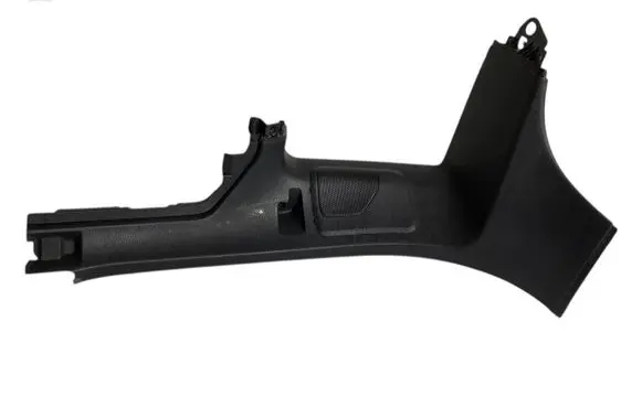 Volvo XC70 (D) pillar trim (bottom) 