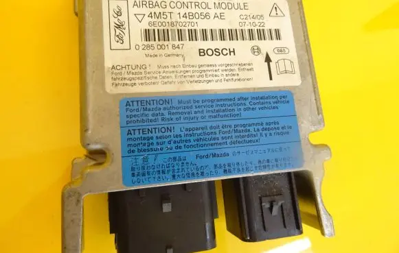 Ford C-MAX I Airbag control unit/module 4M5T14B056AE