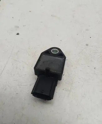 Toyota Avensis T250 Airbag deployment crash/impact sensor 8983405010 046602101G