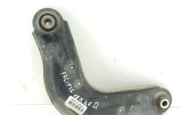 Chrysler Pacifica Rear control arm 68235367A 34917