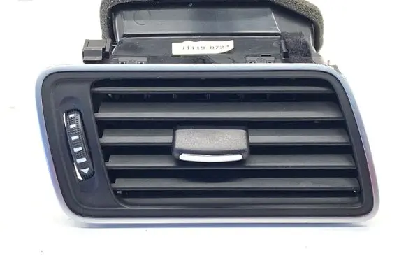 Volkswagen PASSAT B7 Dashboard side air vent grill/cover trim 3AB819702A
