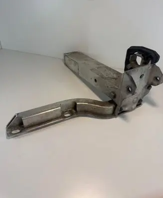 BMW 7 F01 F02 F03 F04 Radiator mount bracket 7186513 74314910 7583119