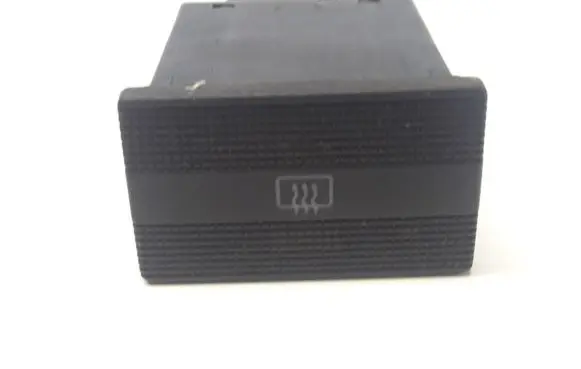 Volkswagen PASSAT B4 Windscreen/window heater switch 3A0959621