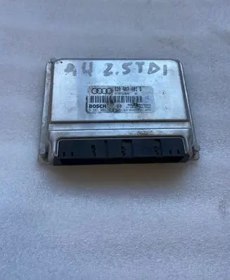 Audi A4 S4 B5 8D Engine control unit/module 8D0907401J 8D0907401D 0281001812