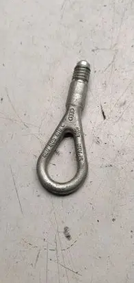 Audi A4 S4 B7 8E 8H Towing hook eye 8e0805616C