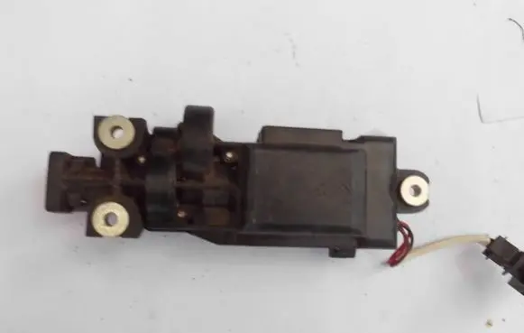 Audi A8 S8 D4 4H Seat belt adjustment motor 4H0857833 A1075594