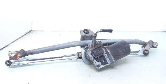 Audi A4 S4 B5 8D Front wiper linkage and motor 8D1955331 8D1955332