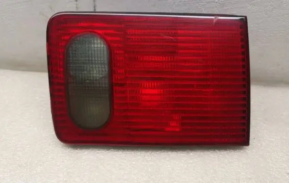 Audi A8 S8 D2 4D Tailgate rear/tail lights 4D0945093G 29280102