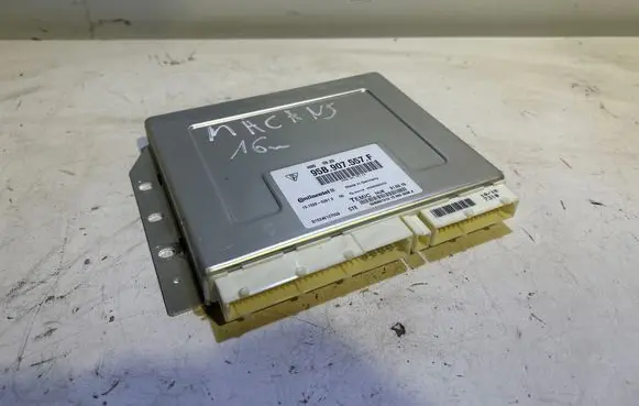 Porsche Macan (95B) Suspension control unit/module 95B907557F 002453000372 D10246127039
