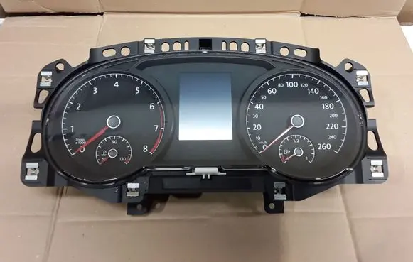 Volkswagen Golf VII Speedometer (instrument cluster) 5G0920861