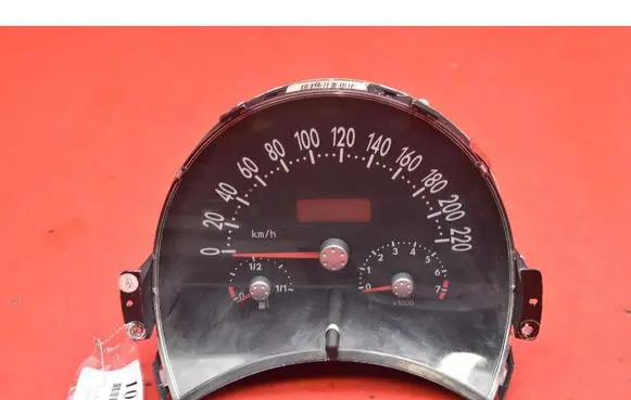 Volkswagen New Beetle Speedometer (instrument cluster) 1C0919861C