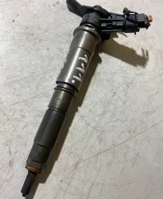 Nissan X-Trail T31 Fuel injector 0445115007