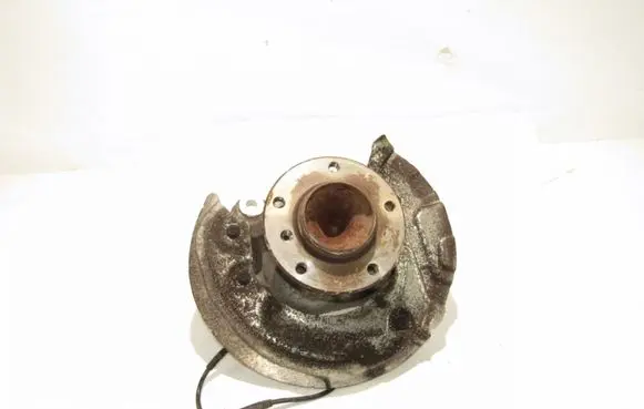 BMW 1 E82 E88 Front wheel hub 676444303