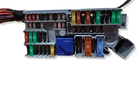 BMW X3 G01 Fuse module 6807487 0300935