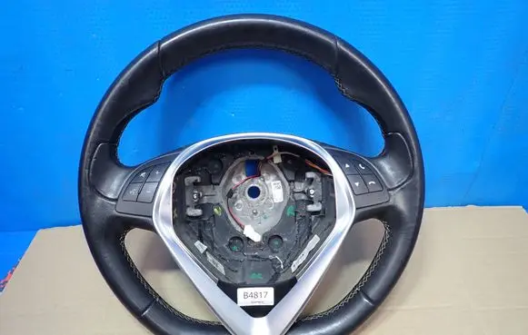 Alfa Romeo Giulietta Steering wheel 01561170930