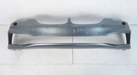 BMW 5 G30 G31 Front bumper 7385336